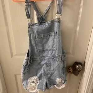 Brand New Arizona Jeans shorts Overalls. Size medium.